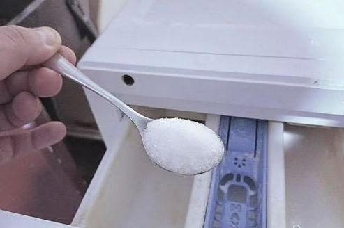 Svakom pranju dodam 3 kašike: Svi misle da uvijek imam novu odjeću! - featured image