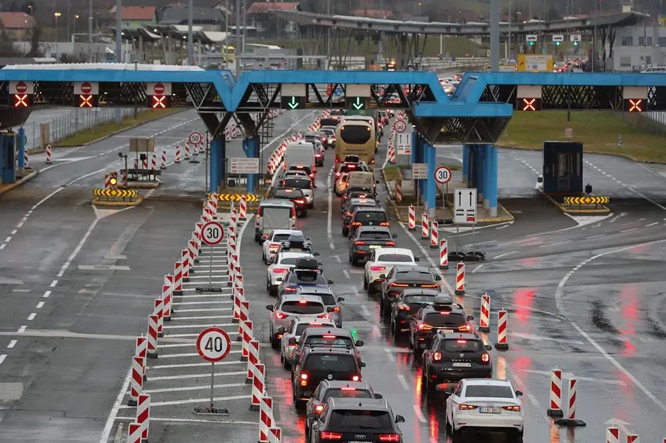 Za dan vraćen 3.261 putnik s hrvatske granice, objavljen najčešći razlog - featured image