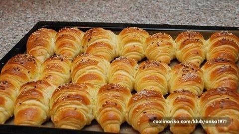 KIFLICE ZA 10 MINUTA…PRIPREMA SKROZ DRUGAČIJA VIDECETE U RECEPTU ZASTO. - featured image KIFLICE ZA 10 MINUTA…PRIPREMA SKROZ DRUGAČIJA VIDECETE U RECEPTU ZASTO. - featured image