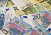 Pune šake para: Ovih 5 znakova narednih 7 dana čeka neviđen novac i veliki životni napredak Pune šake para: Ovih 5 znakova narednih 7 dana čeka neviđen novac i veliki životni napredak - featured image