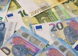 Pune šake para: Ovih 5 znakova narednih 7 dana čeka neviđen novac i veliki životni napredak Pune šake para: Ovih 5 znakova narednih 7 dana čeka neviđen novac i veliki životni napredak - featured image