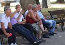 Ministar otkrio: Penzioneri će u septembru, s isplatom avgustovske penzije, dobiti dodatno… Ministar otkrio: Penzioneri će u septembru, s isplatom avgustovske penzije, dobiti dodatno... - featured image