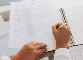 Pun Mjesec 28. augusta donosi preokret: Ova tri znaka konačno rješavaju dugove i stambeno pitanje Pun Mjesec 28. augusta donosi preokret: Ova tri znaka konačno rješavaju dugove i stambeno pitanje - featured image