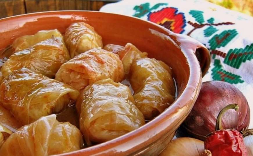 Tradicionalna sarma od kiselog kupusa - featured image Tradicionalna sarma od kiselog kupusa - featured image